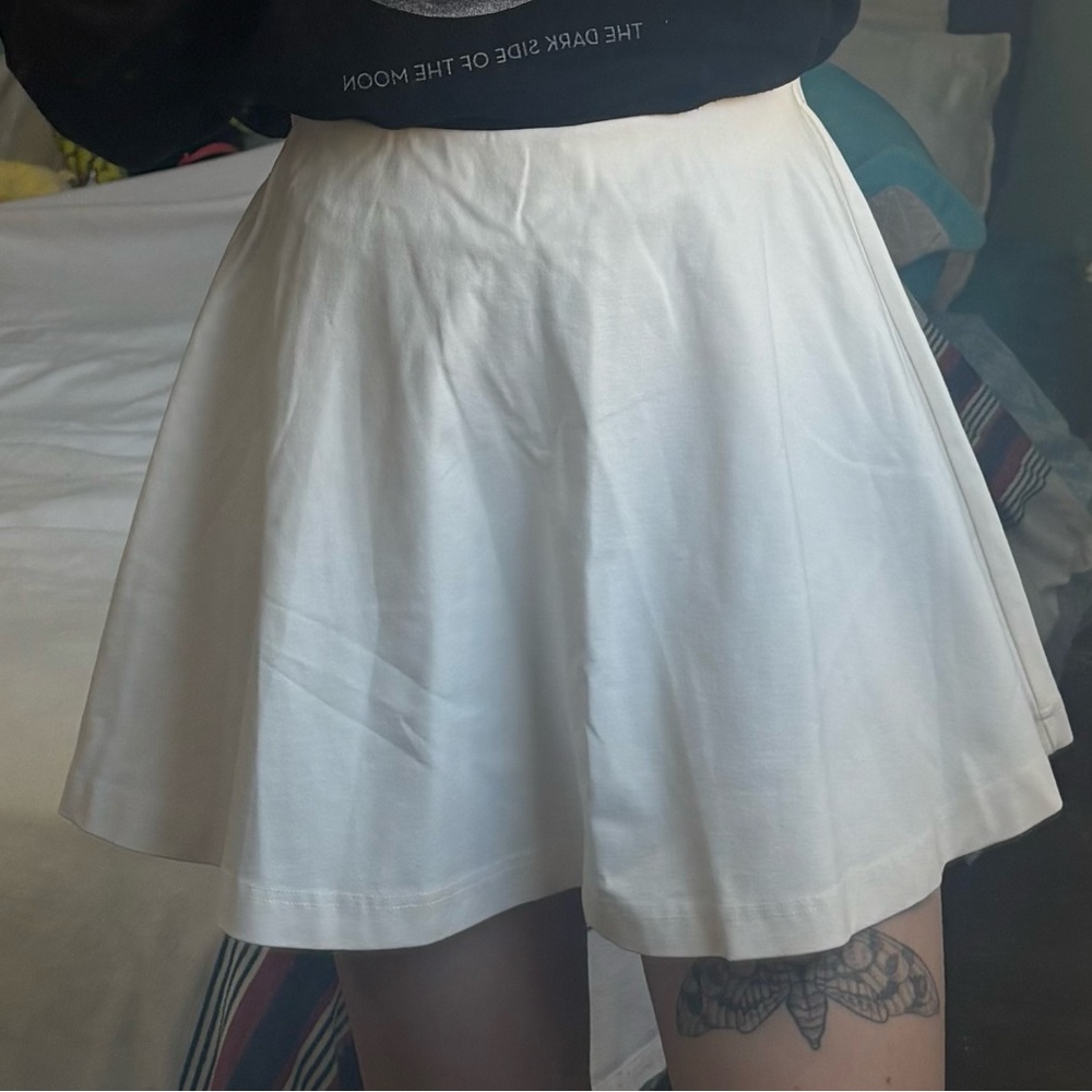 H&M White Mini Skirt